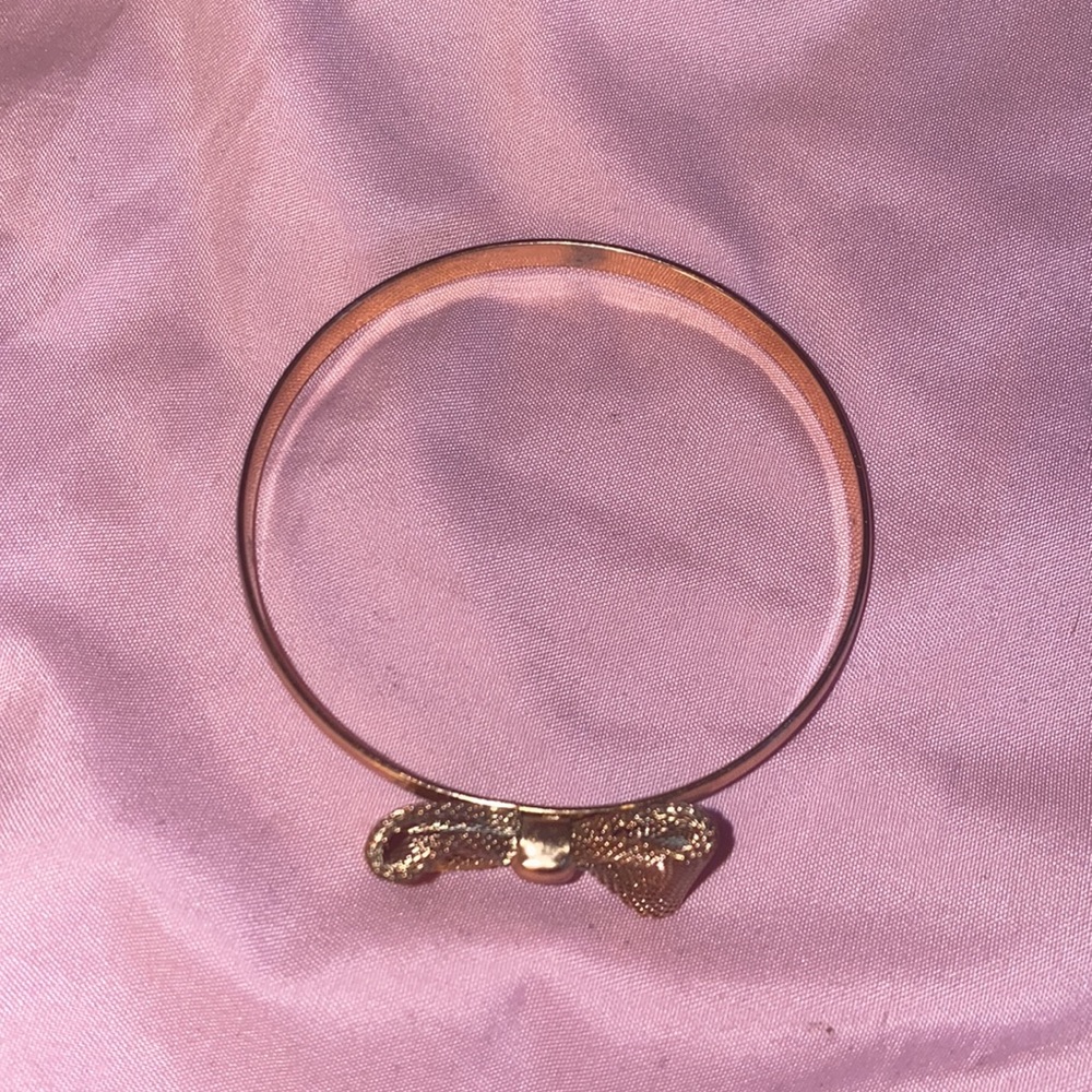 Set of bangle bracelets - Picture 9 of 9